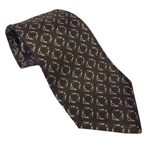 Christian Dior 100% Silk Neck Tie Blue 4"